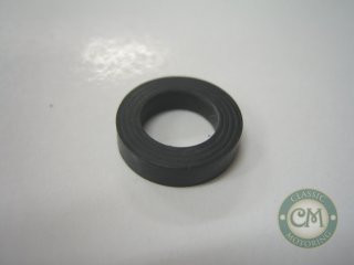 Caliper Bridge Seal - Suit 7.5" Disc Brakes