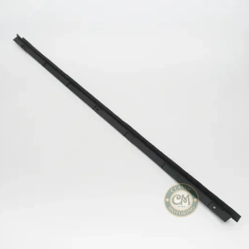 AHA7634 right-hand outer door weatherstrip for MG Midget