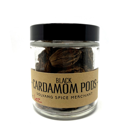 1/2 cup jar of Black Cardamom Pods