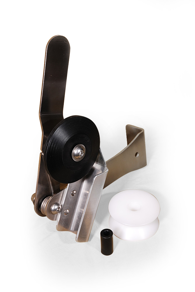 Brutus Bulldog Hands Free