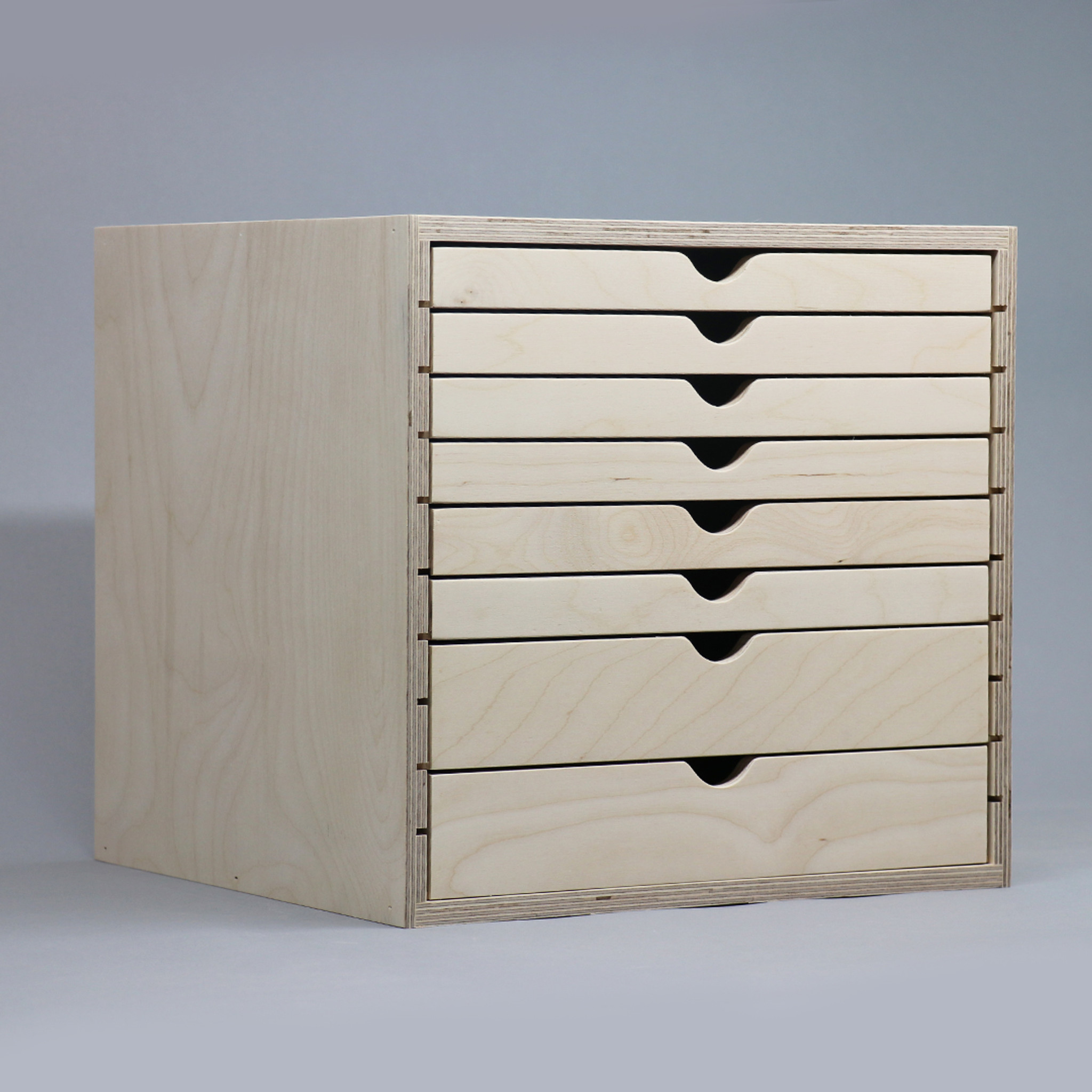 Pin auf Holly - The Full Figured Chest