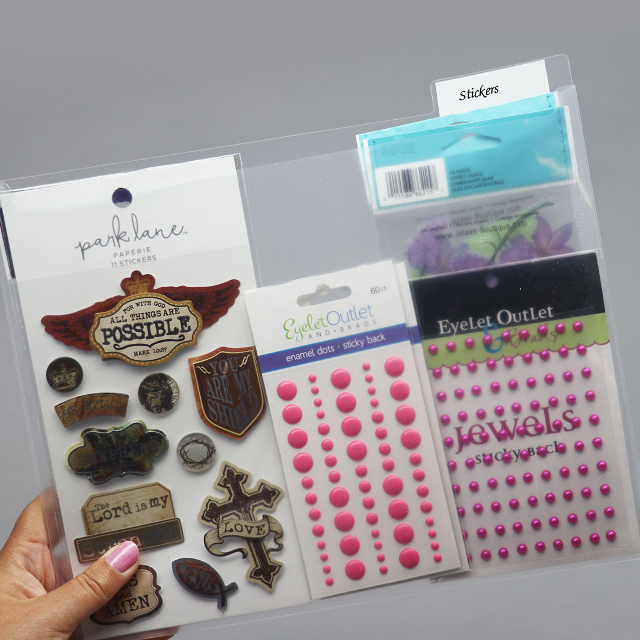 Pocket Scrapbooking: 11 new plastic items 