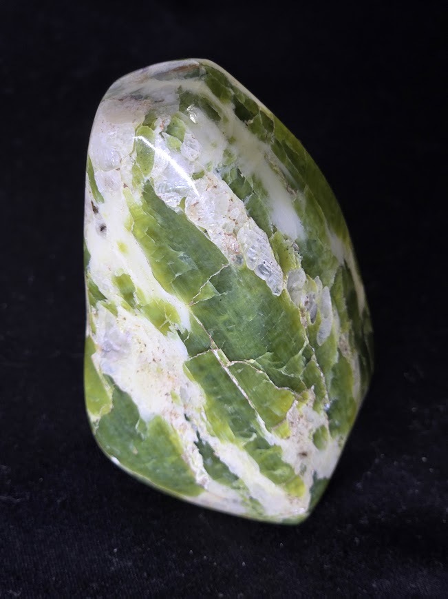 Healerite Noble Serpentine - Polished
