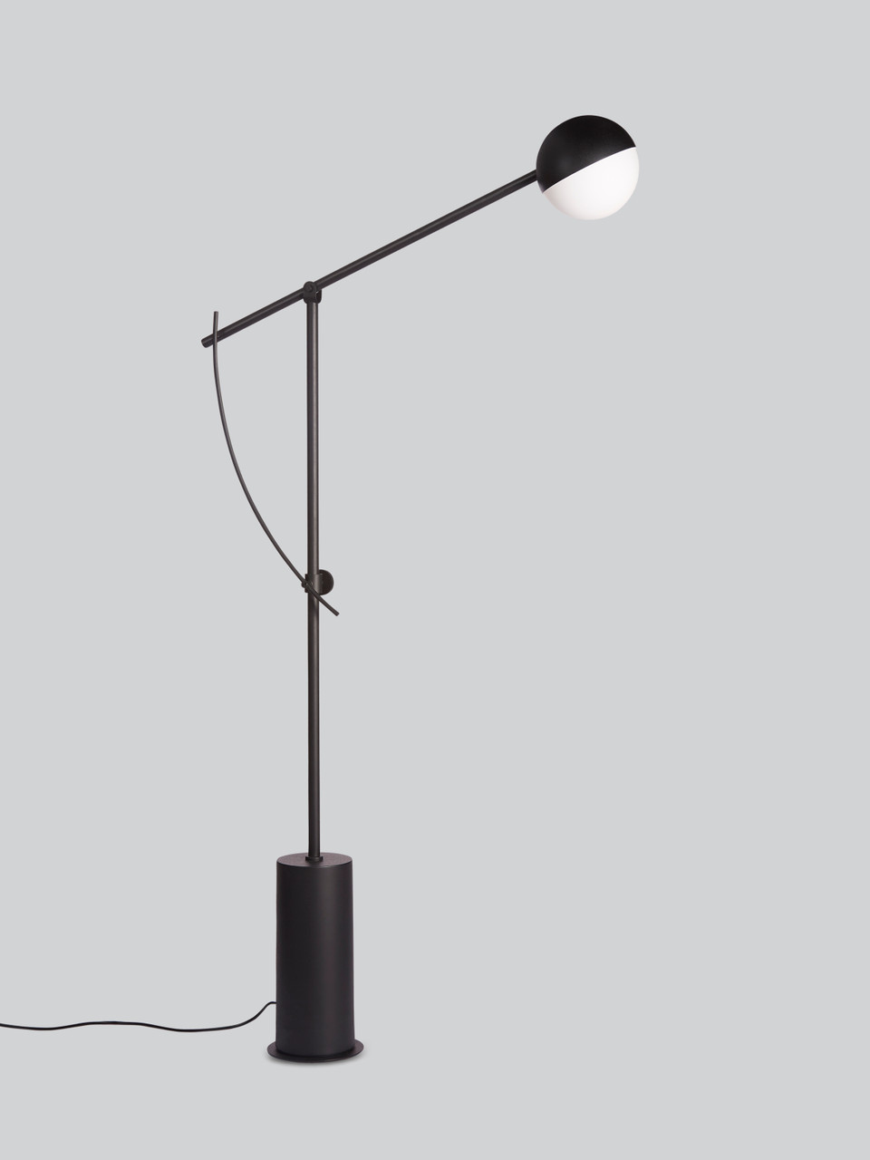 Balancer Floor Lamp Matt Black Northern