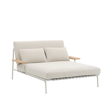 Settle Lounge Bed w /armrest