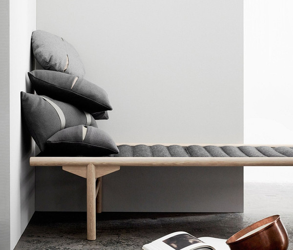 INTRODUCING THE ALIGN DAYBED /// MENU