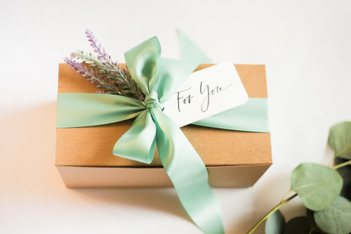 The Engagement Gift - Southern Grown Vintage