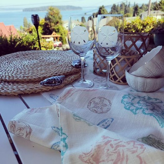 Shell Finders Printed Cotton Table Runner with Sand Dollar Glasses and Sea Urchin Bowls
