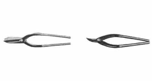 TINMAN'S SNIP STRAIGHT EDGE WITH SPRING 300mm GERMAN, Price for 1, IMPA 611774, ISSA , Weight 0.74Kg HS Code:  82033000 Origin:  GERMANY