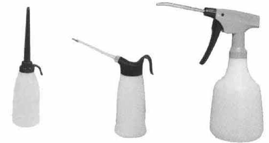 OILER PISTOL PUMP TYPE PLASTIC capacity 750cc, Price for 1, IMPA 617728, ISSA , Weight 0.11Kg HS Code:  39269097 Origin:  GERMANY