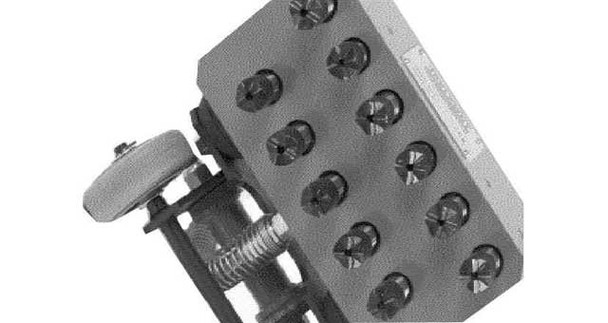 TETRA TSF-11, Pneumatic Deck Scaler, piston type, 11 pistons, Price Per PCE, HS-Code 8467111000, Origin IN, IMPA 590405, Weight 48Kg, TETRA, Quality B