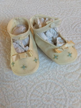  1930s Vintage Soft Baby Shoes Ankle Strap Embroidery Flowers Ribbon Bow