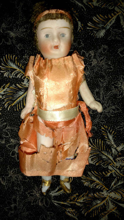 Vintage 1920 Bisque Doll Movable Hands Legs Crepe Paper Dress Japan - The  Gatherings Antique Vintage