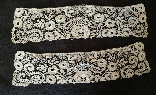 lace cuffs