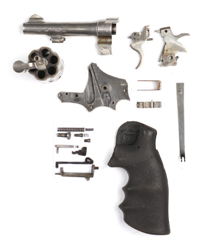 Smith & Wesson 10