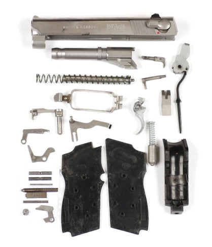 Smith & Wesson Model 669