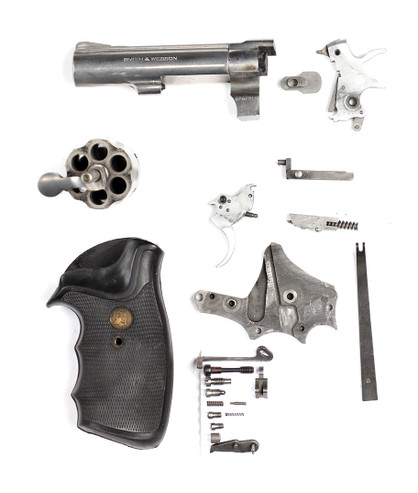 Smith & Wesson 64-5
