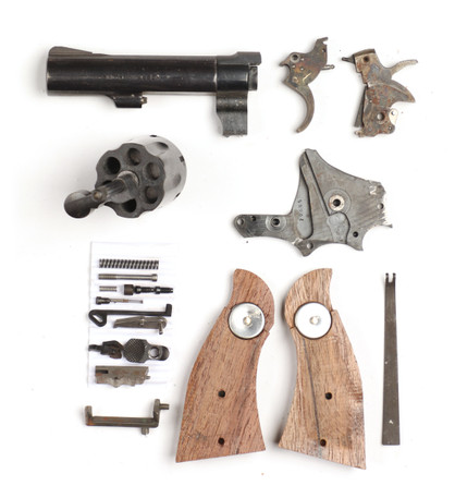 Smith & Wesson 10-8 Parts Kit (EQPW)
