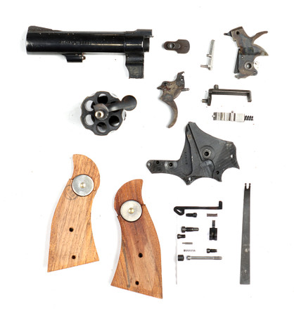 Smith & Wesson 10-8 Revolver Parts Kit (MR4Q)