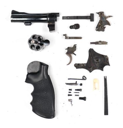 Smith & Wesson 15-3 Parts Kit (2L63)