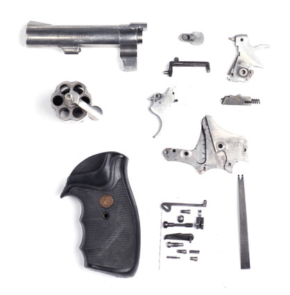Smith & Wesson 64-3 Revolver Parts Kit (YVY0)