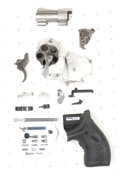 Smith & Wesson Airweight (MB42)