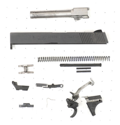 Smith & Wesson SW40F (YJJ5)