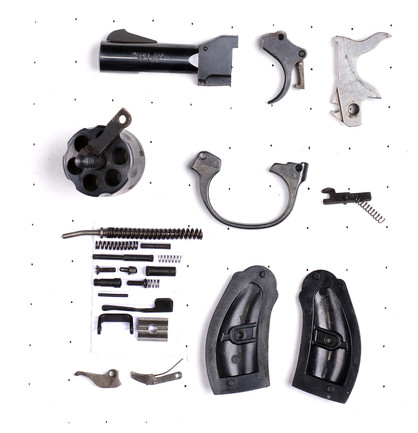 H&R 732 Revolver Parts Kit (2NNJ)