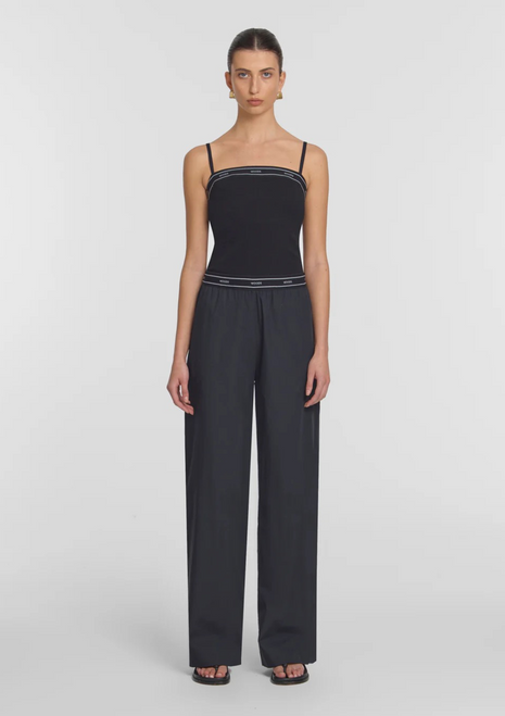 Viktoria and Woods | Player Tank - Black Viktoria and Woods | Player Tank - Black