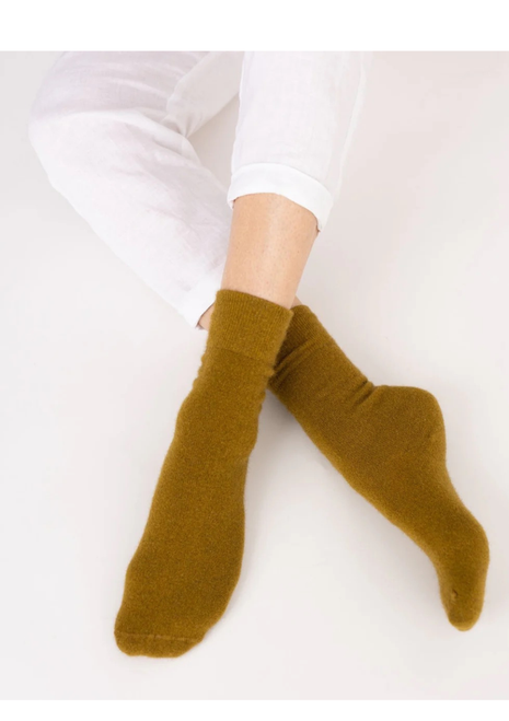Nooan | Hamilton Possum Merino Wool Socks - Ecru Olive