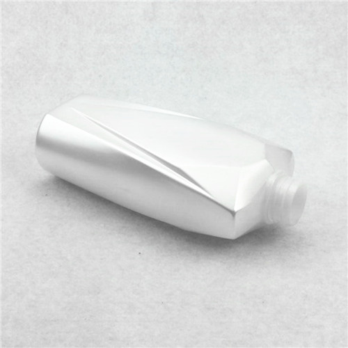 600ml White PET Plastic Shampoo Bottle VIVO PLASTICS