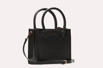 Minimalist crossbody bag