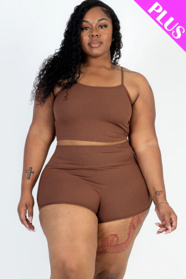 Plus-size two-piece ribbed lounge set in mocha brown featuring a cropped cami and high-waisted shorts.