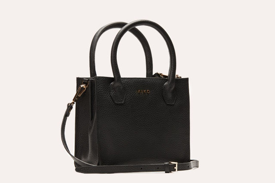 Minimalist crossbody bag