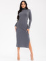 Features a turtleneck (or polar neck) and long sleeves.