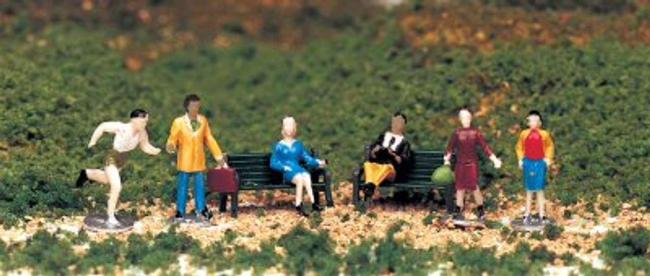 Bachmann 42339 HO People at Leisure