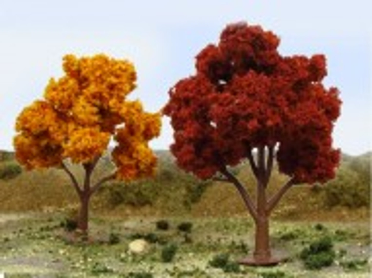 JTT Scenery 92133 O Super Scenic Trees 4" - 5" Height Large Autumn Deciduous 4/pack