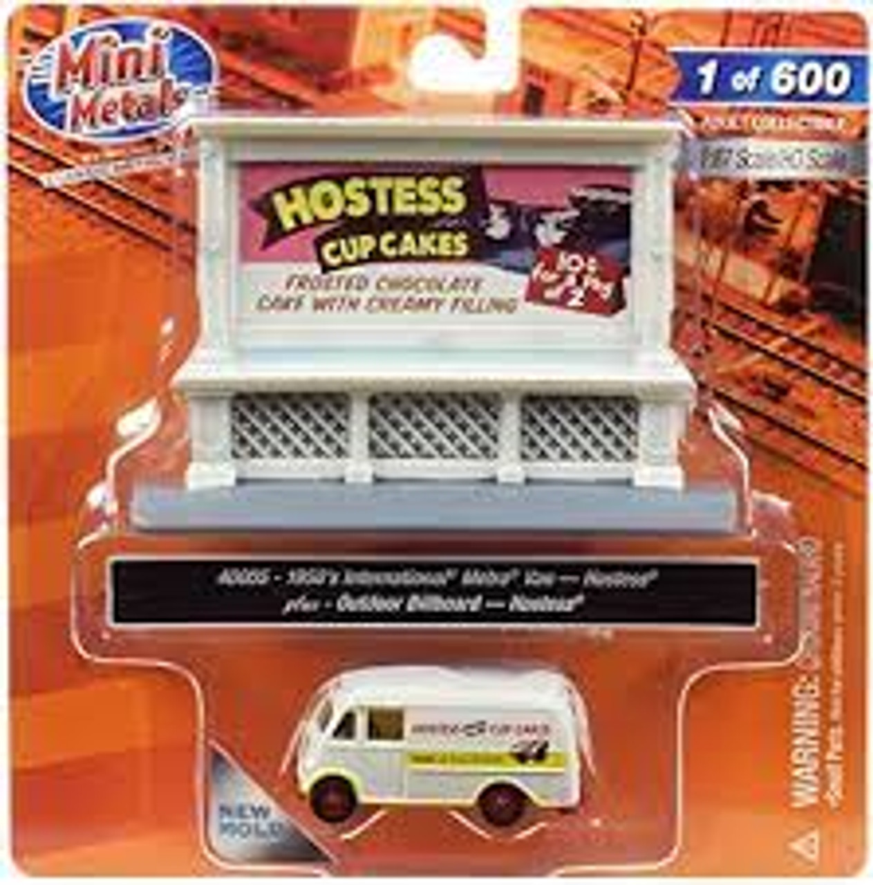 Classic Metal Works 40005 Ho 1950 IH Metro Van w/1950's Billboard Hostess Package