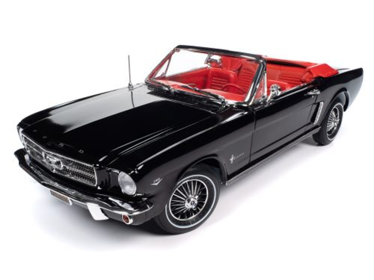 American Muscle 1312 1/18 1964.5 Ford Mustang Convertible Diecast