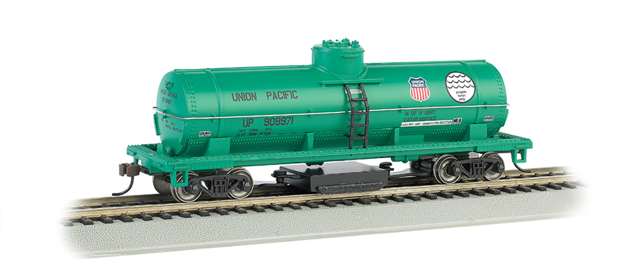 Bachmann 16305 HO Track Cleaning Car Tank Car Union Pacific MOW