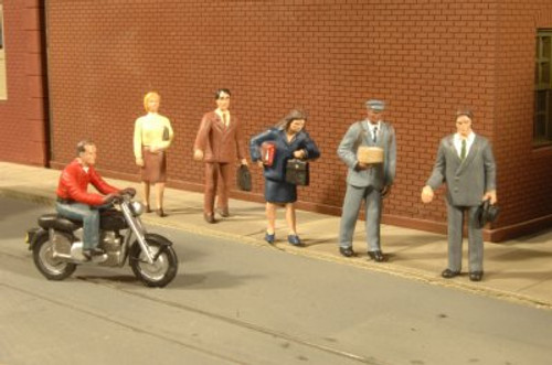 Bachmann 33101 HO City People with Motorcycle