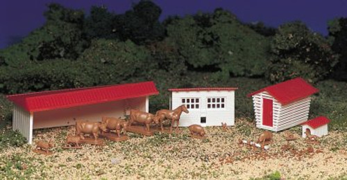 Bachmann 45152 HO Farm Building with Animals