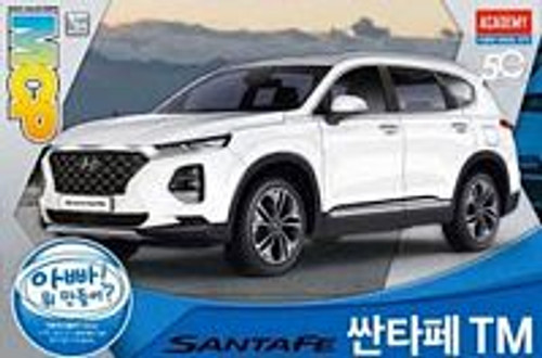 Academy  15135 1/24 Hyundai Santa Fe SUV Plastic Model Kit