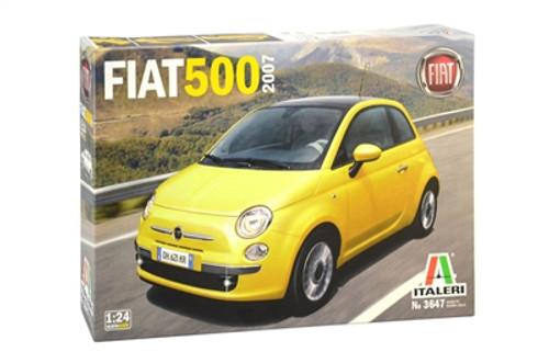 Italeri 3647 1/24 2007 Fiat 500 Plastic Model Kit