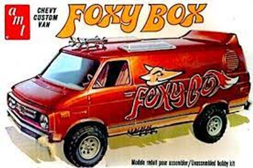 AMT 1265 1/25 Foxy Box 1975 Chevy Van Plastic Model Kit