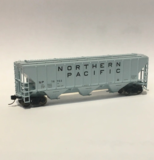 Trainworx 24433-03 N Pullman-Standard PS 4427 Covered Hopper - Northern Pacific # 76810