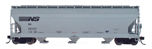 InterMountain Railway 67056-24 N ACF 4650 Cubic Ft. 3-Bay Hopper - SOO Line #74228