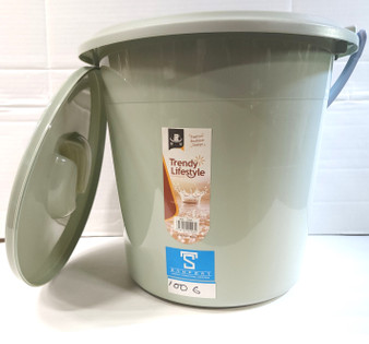 Buckets With Lids (16 ltr)