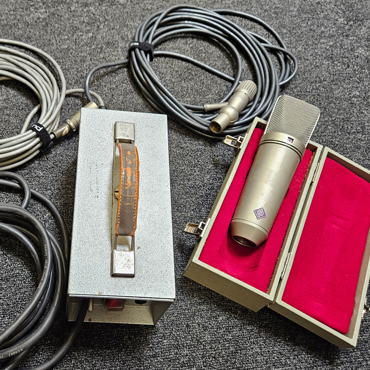 Vintage Neumann U67 — Original 1960s Tube Microphone — Pure Wave Audio