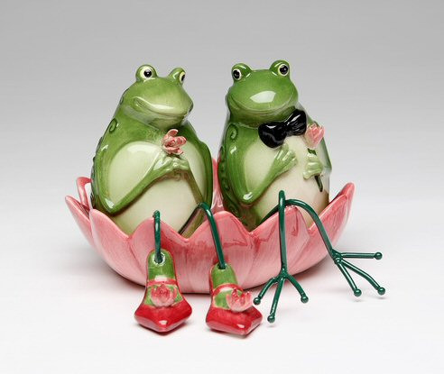 Two Frogs with a Lily Pad Ceramic Salt and Pepper Shakers, Set of